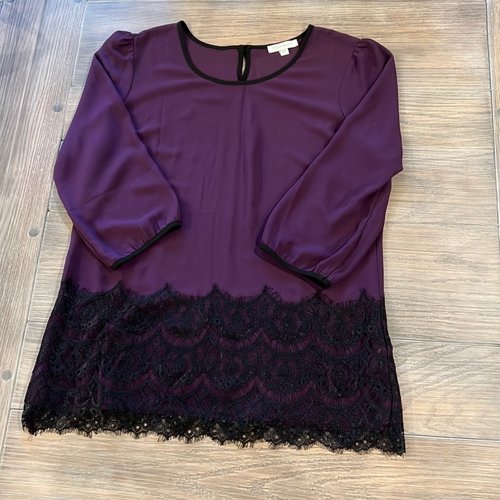Lace Purple/Black top